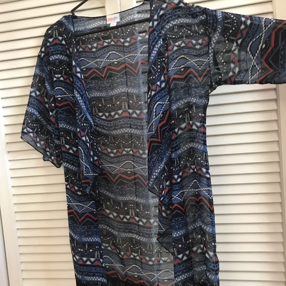 Lularoe sheer shawl - Picture 1 of 4